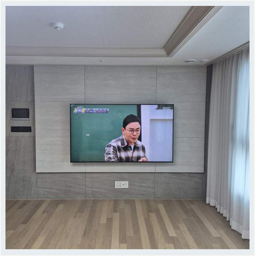 벽걸이TV 시공 참고 사진 2번째 지역 인천 83인치 대형 TV 두 후보의 지지력 점검 1