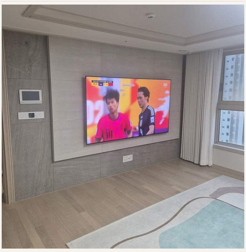 벽걸이TV 시공 참고 사진 25번째 지역 포천 70인치 큰 TV를 옮길 때 포장재와 보호 1